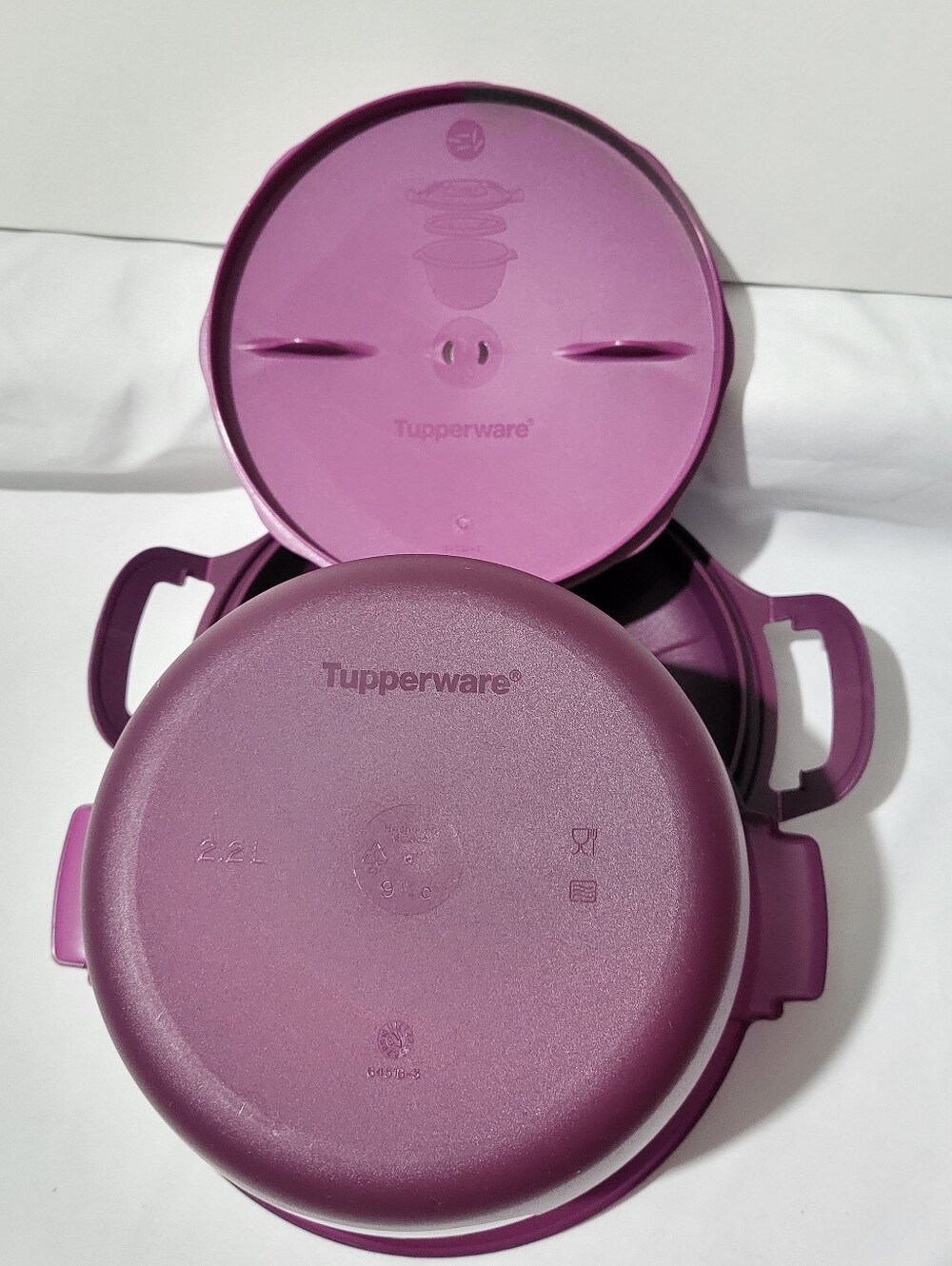Tupperware Microwave Rice Cooker Steamer - Picture 4 of 4